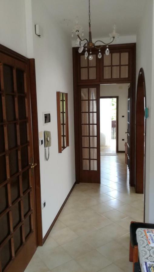 Апартаменты La Casa Di Clara Ombrellone Con 2 Lettini Al Lido San Giuliano Gratis E Parcheggio Privato Gratis Римини Экстерьер фото